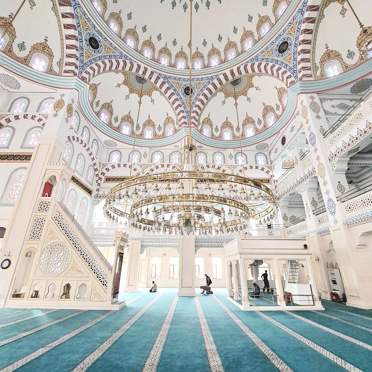 15 Temmuz Şehitler Camii