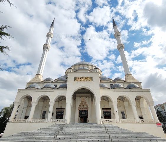 15 Temmuz Şehitler Camii