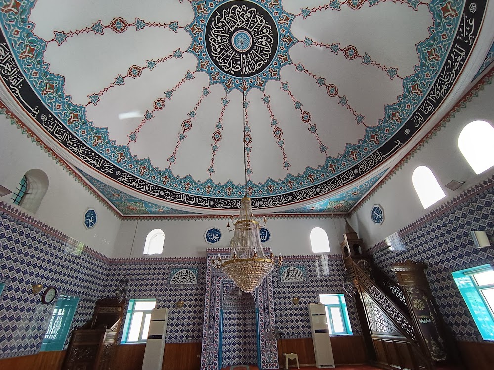 Çatalarmut Camii