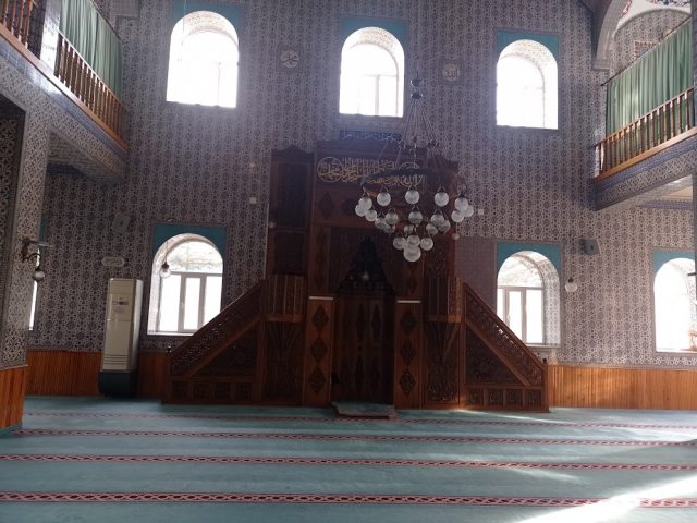 Çatalarmut Camii