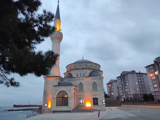 Hacı Hasan Eroğlu Camii