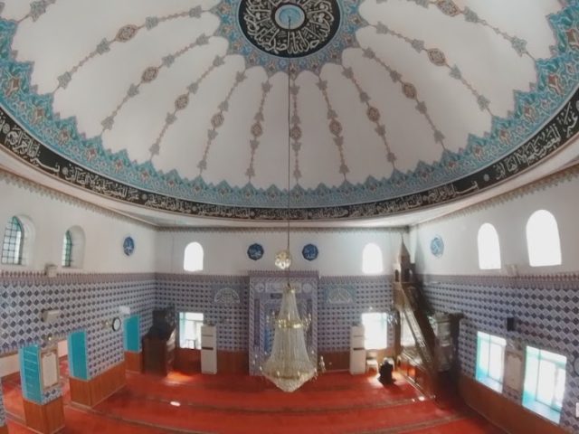 Hacılar Merkez Camii