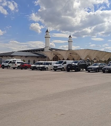 Hacılar Merkez Camii