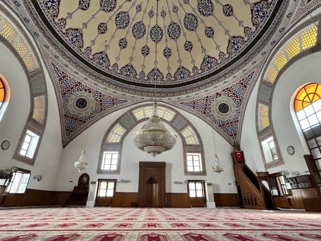 Kızılcahamam Merkez Camii