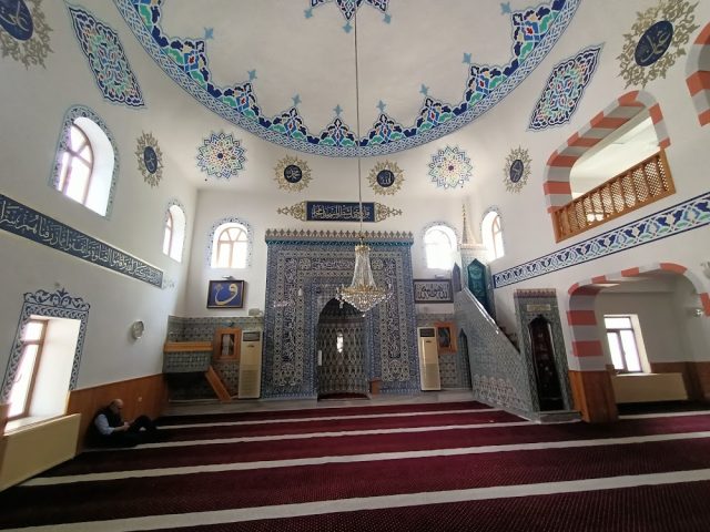 Kuba Camii