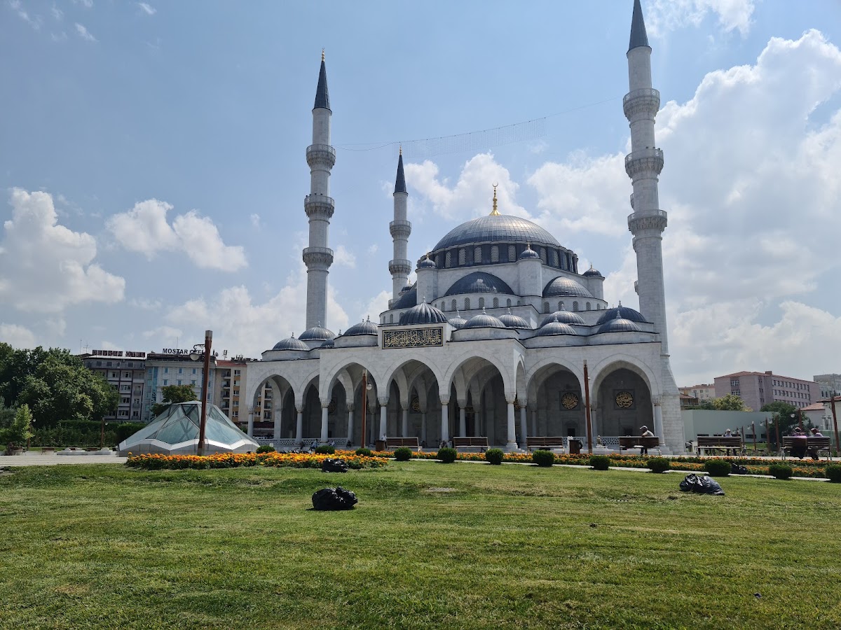 Melike Hatun Camii