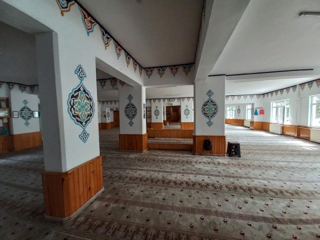 Samanpazarı Camii
