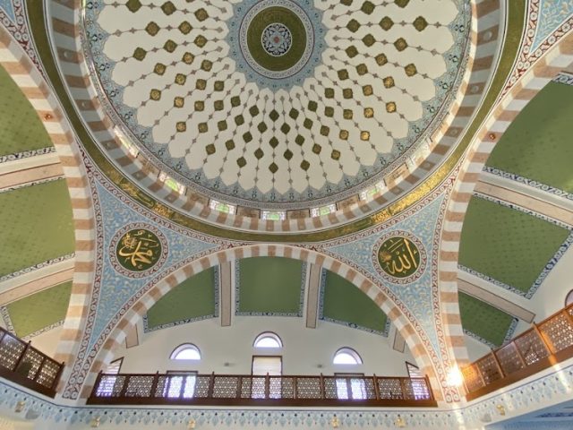 Tulumtaş Merkez Camii