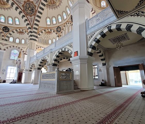 Yıldız Zöhre Camii