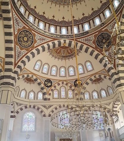 Yıldız Zöhre Camii